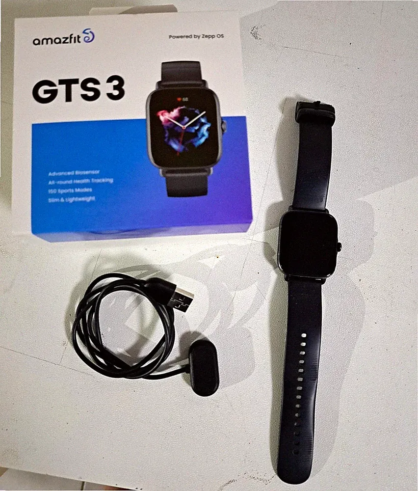 Amazfit GTS 3 Smartwatch Schwarz Bluetooth Zepp OS mit Ladekabel & OVP