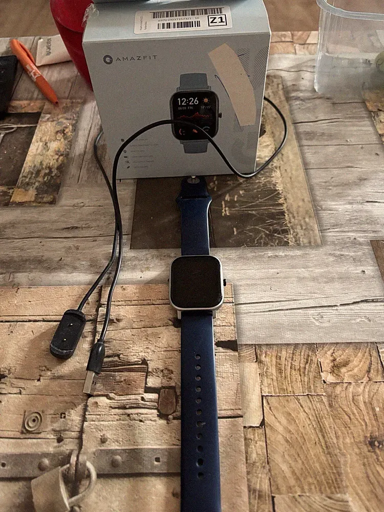 Amazfit Smartwatch 1,65" AMOLED Always On Display