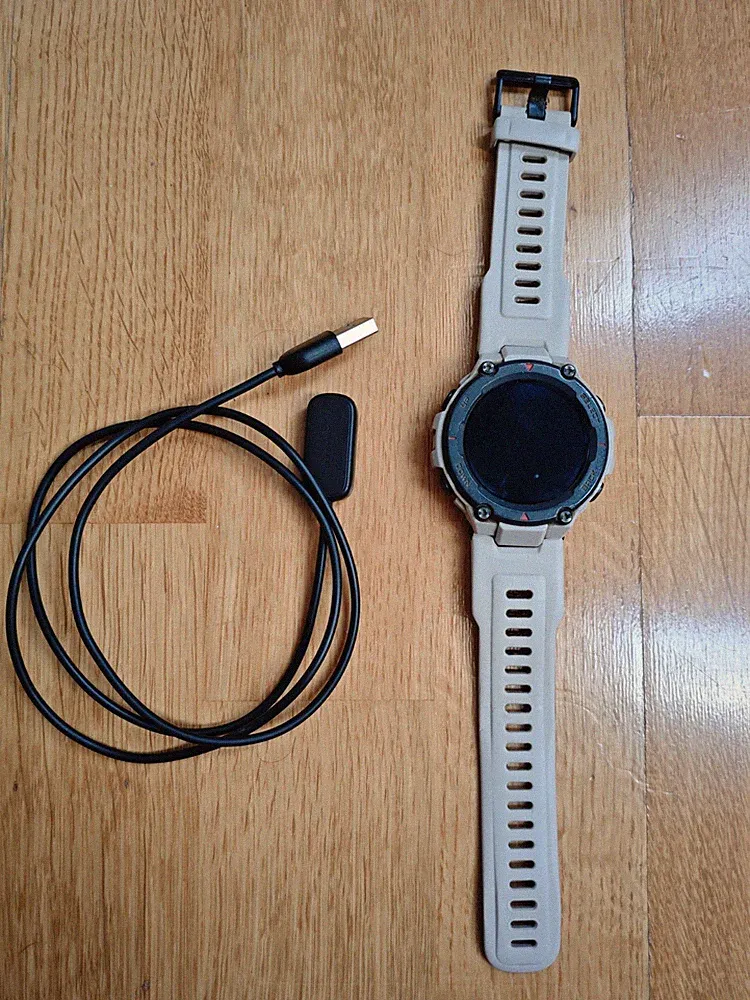 amazfit T-Rex, beige SmartWatch, sehr robust und wasserdicht