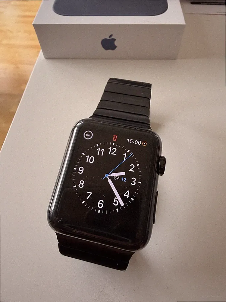 Apple Watch 1. Generation 42mm Smartwatch Schwarz Edelstahlarmband Schwarz iOS