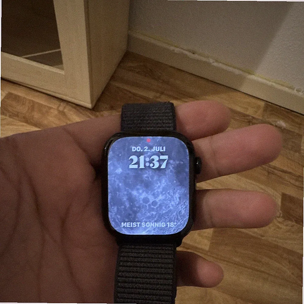 Apple Watch 46 mm Smartwatch schwarz, Nylonarmband, Apple Watch OS, iOS