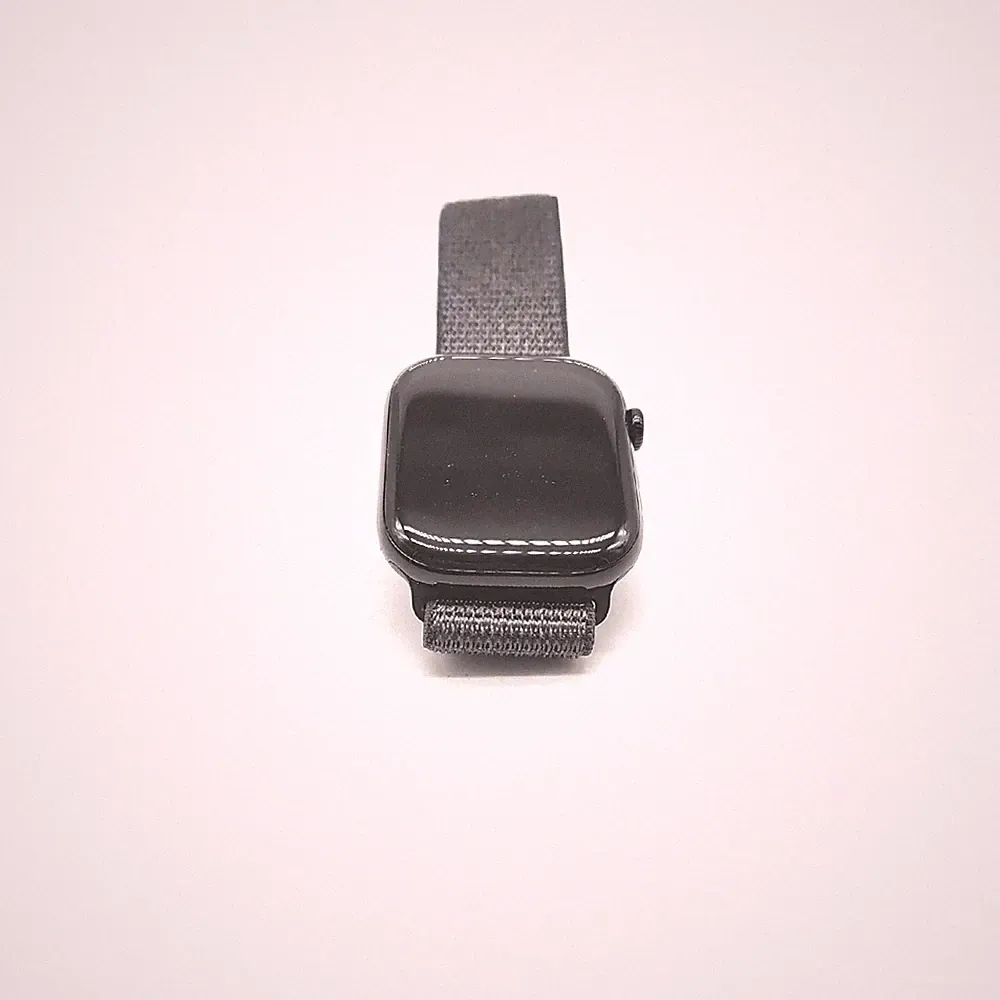 Apple Watch Series 10 GPS Cellular Smartwatch m schwarzem Alumi - Unvollständig