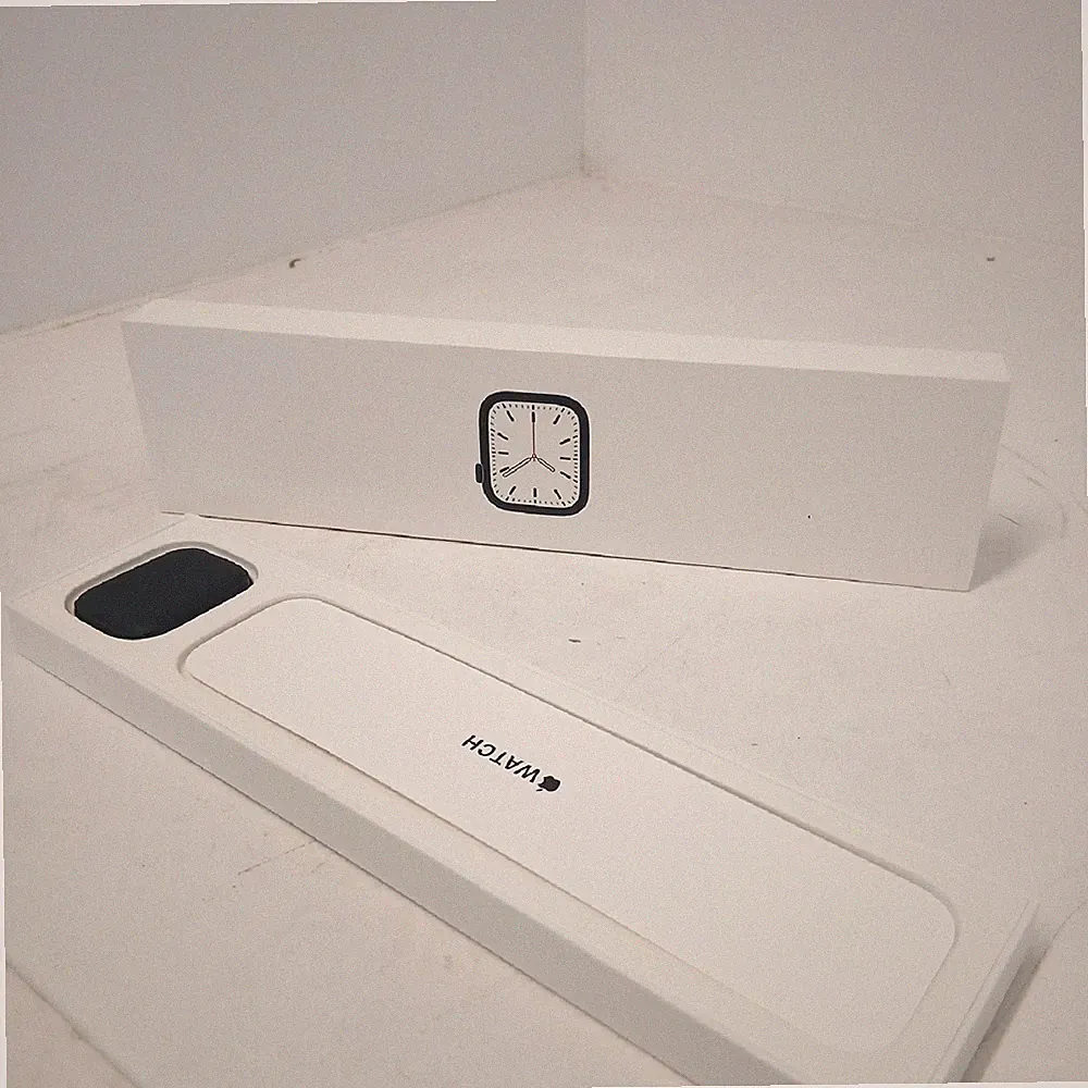 Apple Watch Series 7 GPS GPS 45mm Smartwatch mit Aluminiumgehäuse in Fa - Defekt