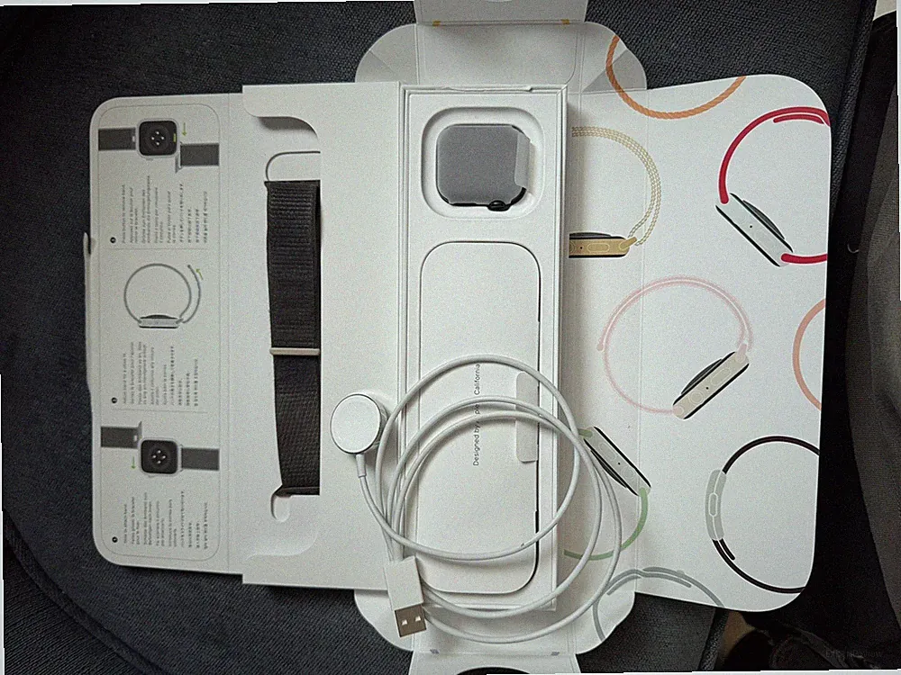 Apple Watch Series 9 - MR8Y3QF/A - GPS 41mm Smartwatch, Midnight Aluminium Case