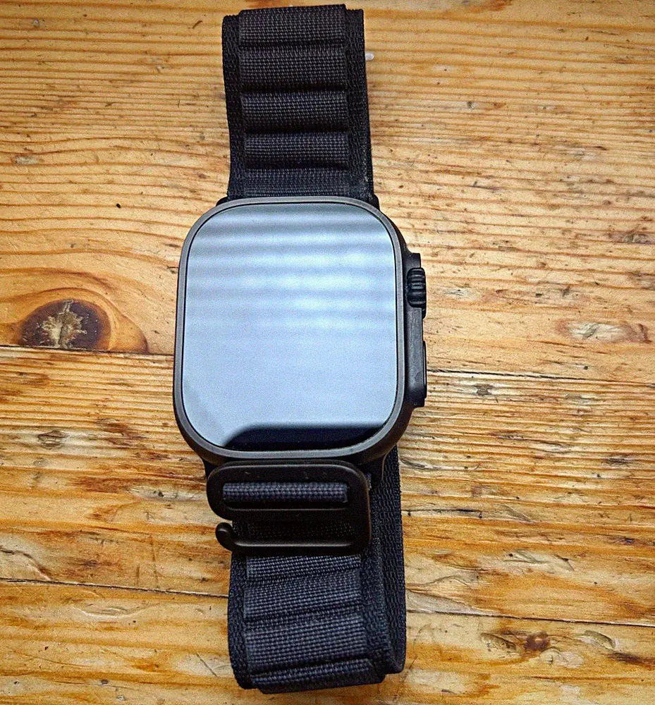 Apple Watch Ultra 49 mm Smartwatch schwarz, Textilarmband schwarz, iOS