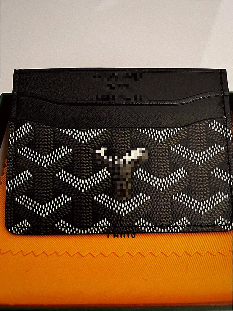 Card Holder in Schwarz mit Zickzackmuster und Logo für Damen und Herren