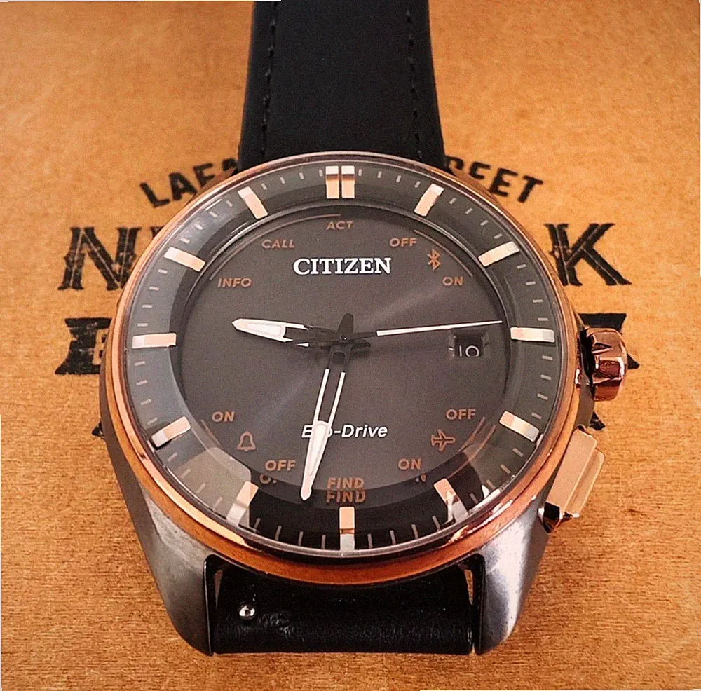 Citizen W410 Titanium Herren Sportuhr Bluetooth, 3-Zeiger, Schwarz, aus Japan