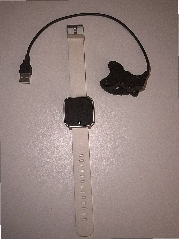 Daniel Klein Smartwatch DW-0139mini – mit Ladeclip, Weiß