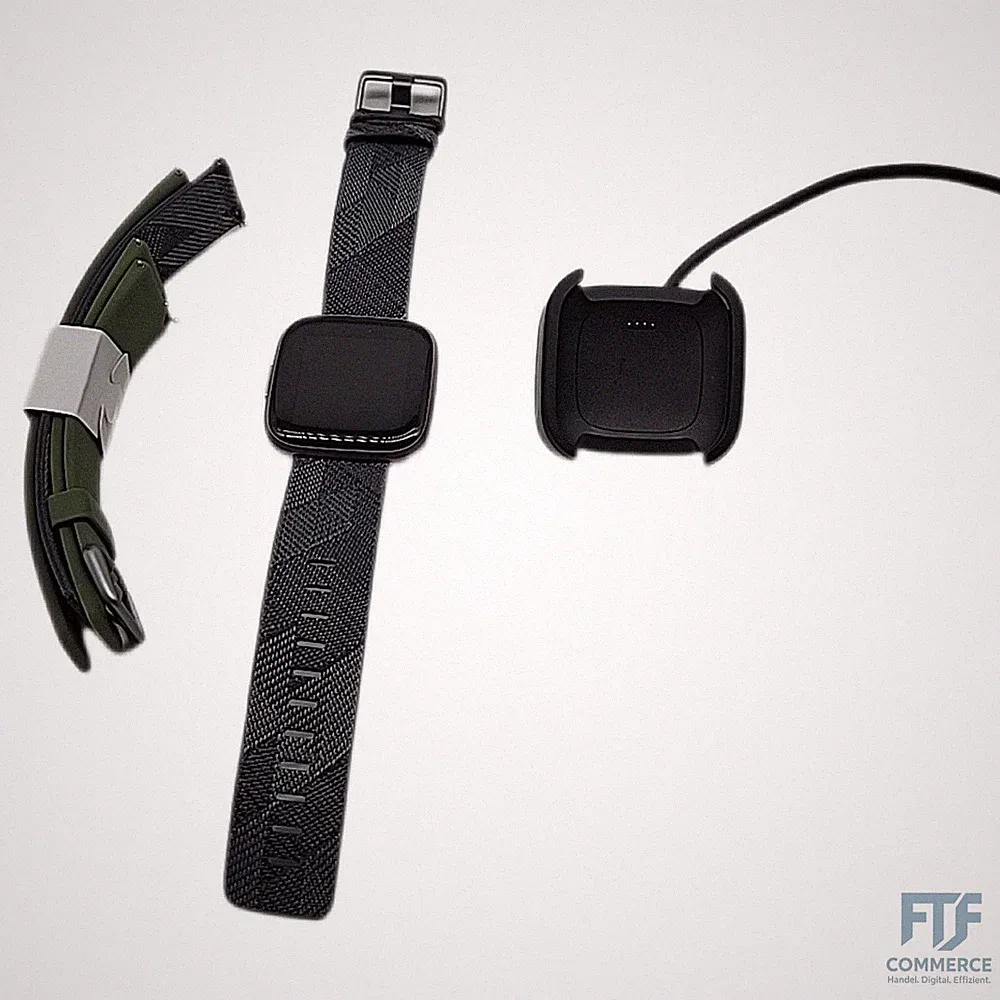 Fitbit Versa 2 Health & Fitness Smartwatch SE (NFC), Charcoal - Iron Mist Grey A
