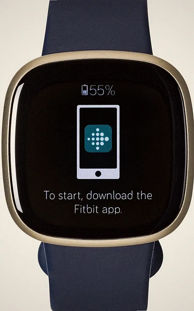 Fitbit Versa 3 soft gold/blau Smartwatch Fitness Tracker Wi-Fi 1,4 Zoll Touch