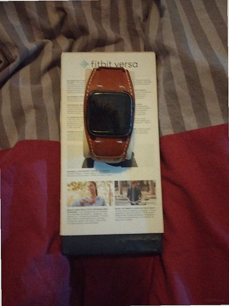 Fitbit Versa schwarz Smartwatch Fitnessuhr