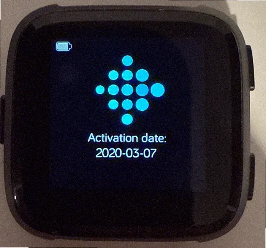 Fitbit Versa Smart Watch Fitness Tracker FB505 Black with Charger