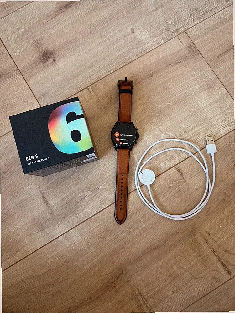Fossil Gen 6 Smartwatch mit Lederarmband und OVP