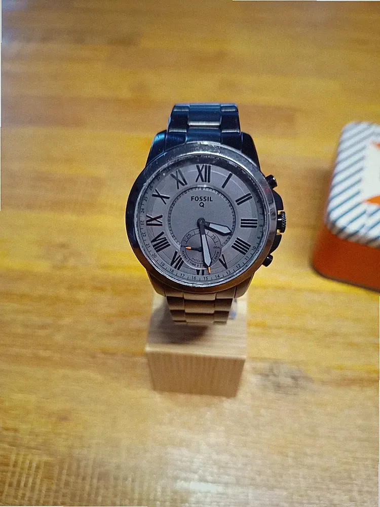 Fossil Herren Q Hybrid Smartwatch Grant, neue Batterie, Gliederband Box