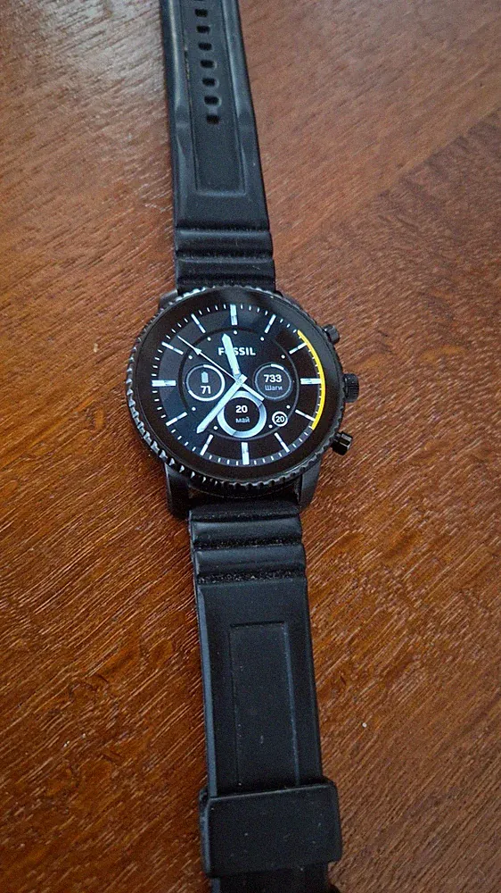 Fossil Julianna HR 5. Generation Damen Smartwatch 44mm Schwarz Edelstahlgehäuse