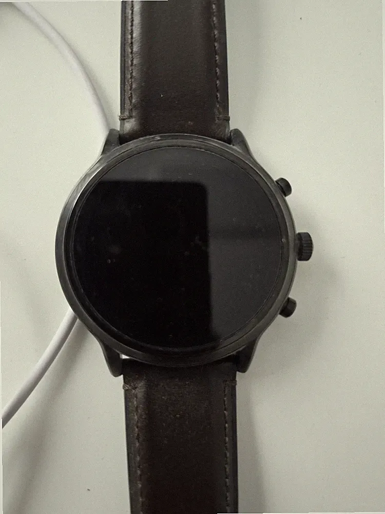 Fossil Runde Smartwatch 40 mm Schwarz Lederarmband USB-Ladekabel Android