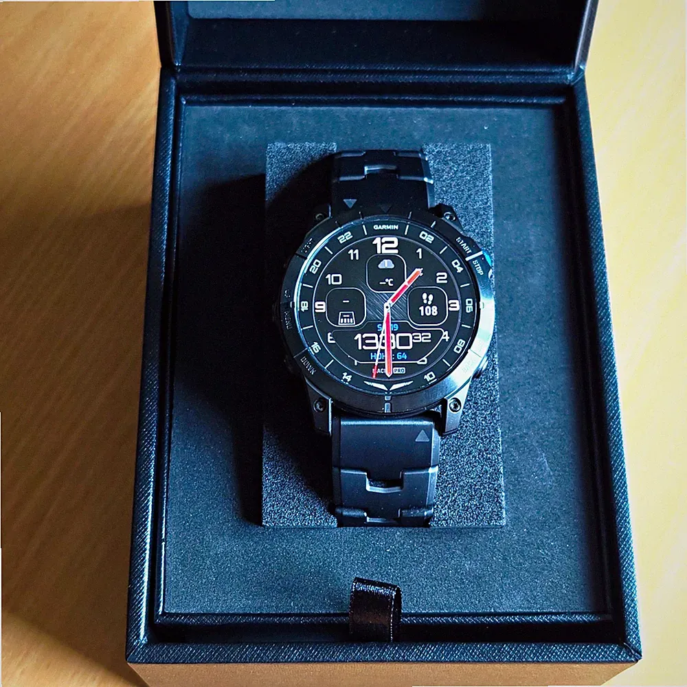 Garmin D2 Mach1 Pro Smartwatch 51 mm Schwarz Titanarmband 010-02804-81