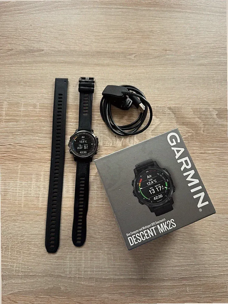 Garmin Descent Mk2s Tauchcomputer / Multisport GPS-Smartwatch Schwarz