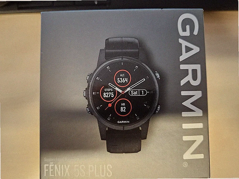 Garmin FENIX 5S PLUS Smartwatch Musik 42mm Sapphire schwarz