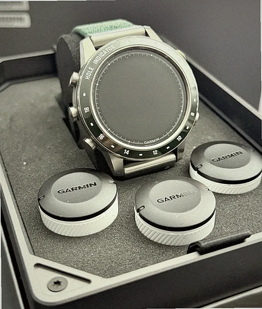 Garmin MARQ Golf - Smart Watch mit Keramik Lünette, Gen. 1