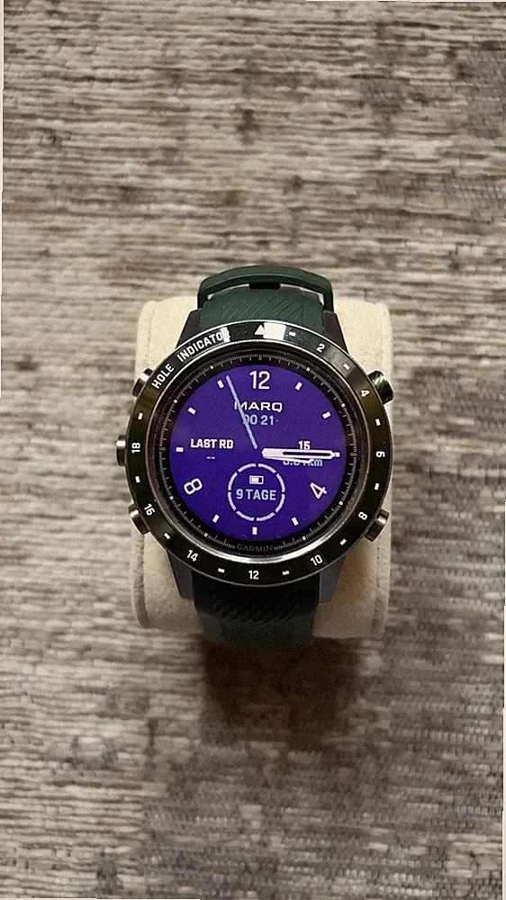 Garmin Marq Golfer Gen 1 Smartwatch 46mm Silikon-Armband Grün Android iOS