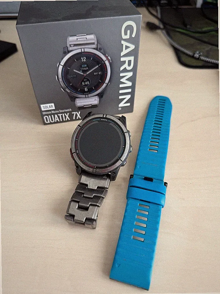 Garmin quatix 7X Solar Smartwatch 51 mm silber, Edelstahlarmband + blau