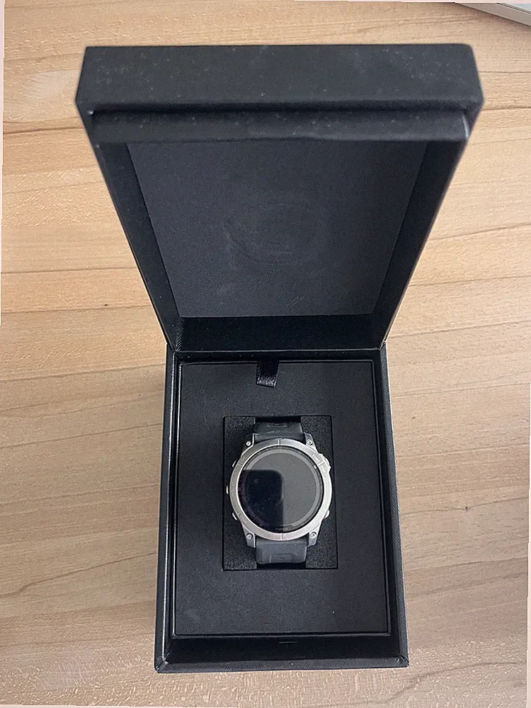 Garmin Uhr Fenix 7 Solar GPS Multisport-Smartwatch – sehr guter Zustand