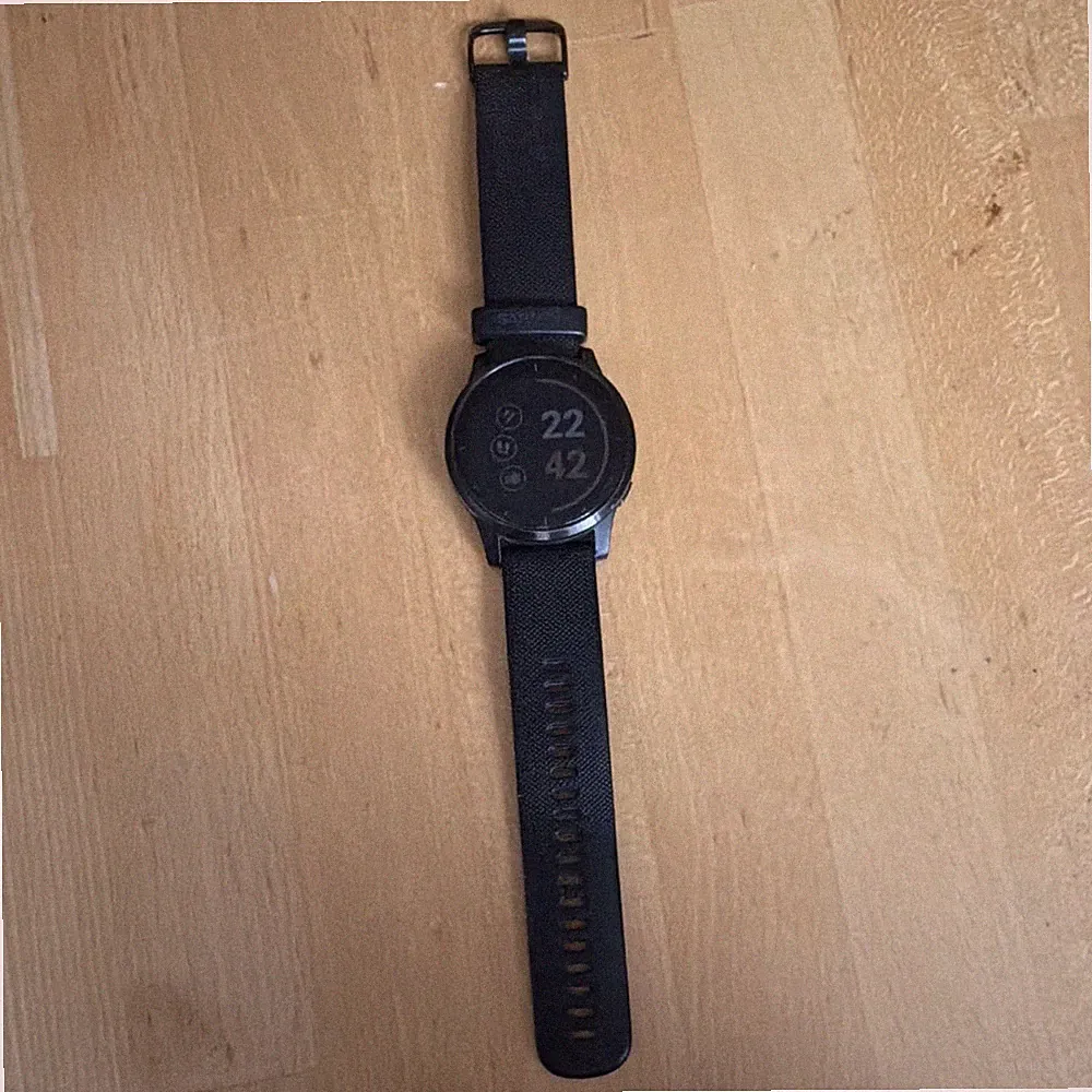 Garmin vívoactive 4 GPS Smartwatch Fitnessuhr Sportuhr Schwarz