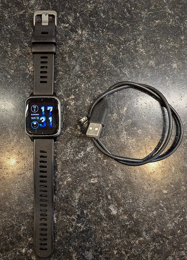 Garmin Vemu SQ 2 Smartwatch schwarz GPS Fitness- und Aktivitätstracker (Golf)