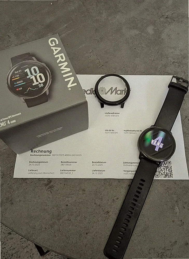 Garmin Venu 4 45mm Schwarz/Schiefergrau Silikon-Armband Smartwatch