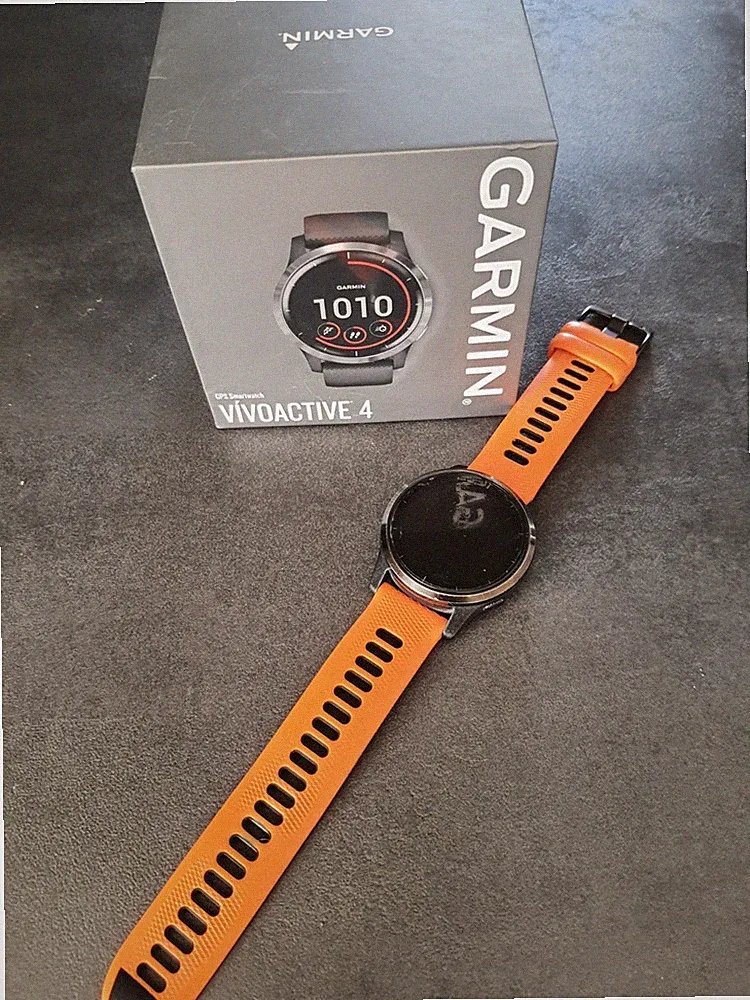 Garmin Vivoactive 4 GPS-Multisport-Smartwatch, Schwarz
