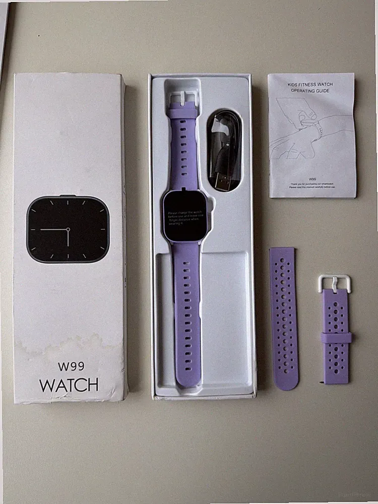 Kinder Smartwatch Lila Herzfrequenzmonitor, Schrittzähler, IP68 wasserdicht Neu