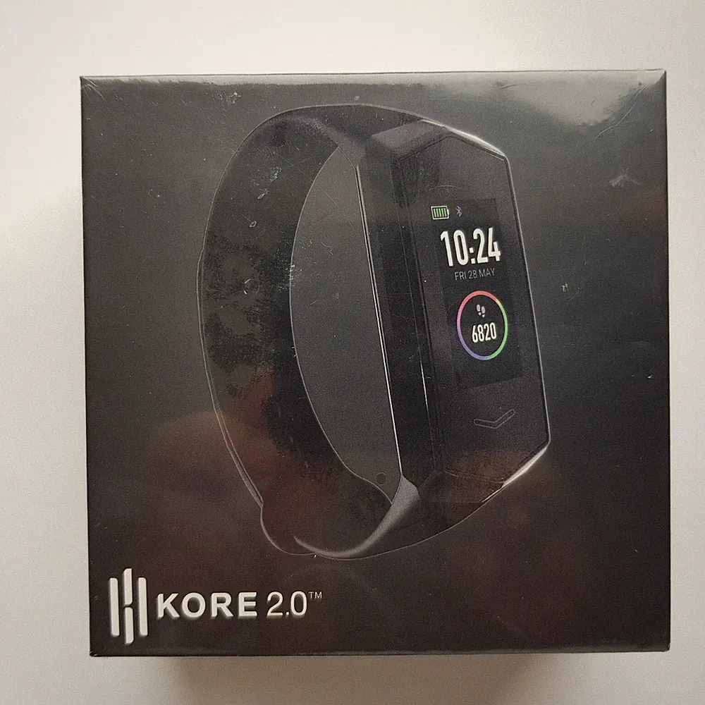 KORE 2 Fitness Tracker Elite Smart Watch Training Gesundheit Fitnessstudio Laufen NEU