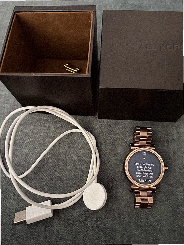 Michael Kors Smartwatch Damenuhr Sophie MKT 5030