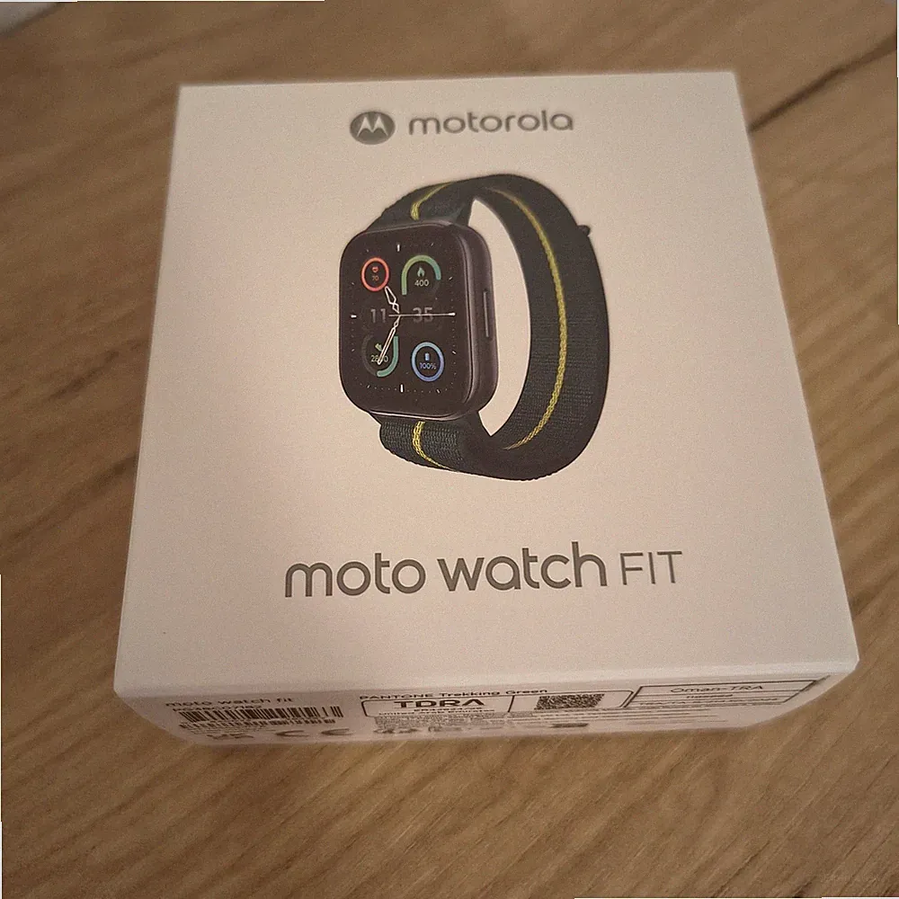 Motorola Moto Watch Fit Smartwatch - NEU & OVP - 1,9" OLED GPS Fitness-Uhr