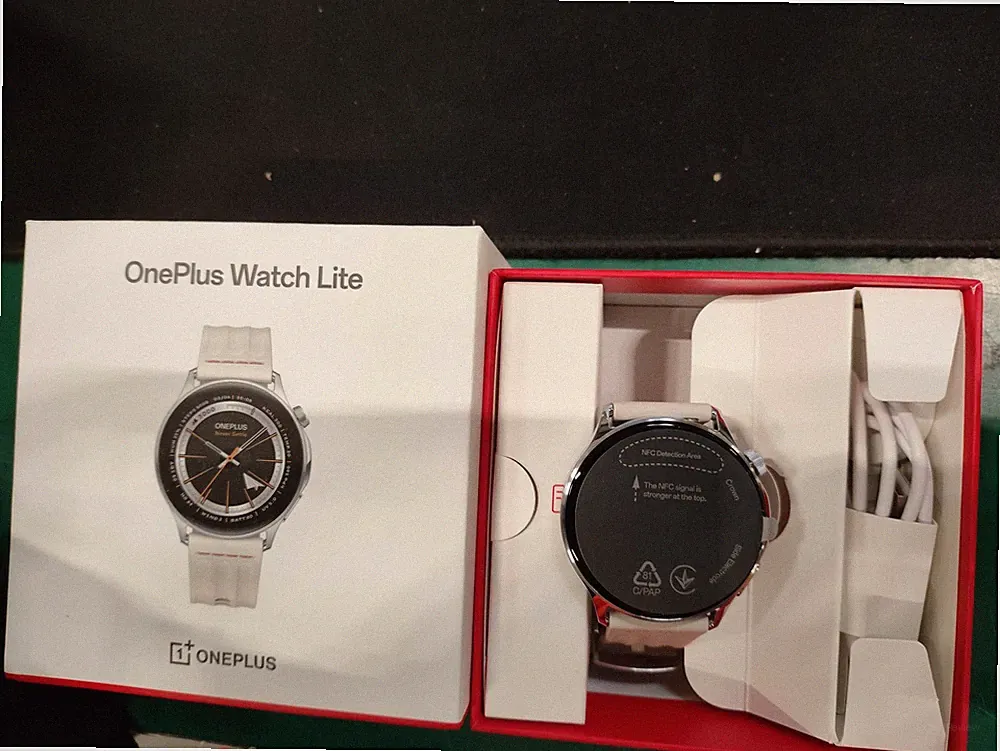 OnePlus Watch Lite 2GB RAM OPWWE262 45mm 1,46'' GPS 339mAh Sportuhr