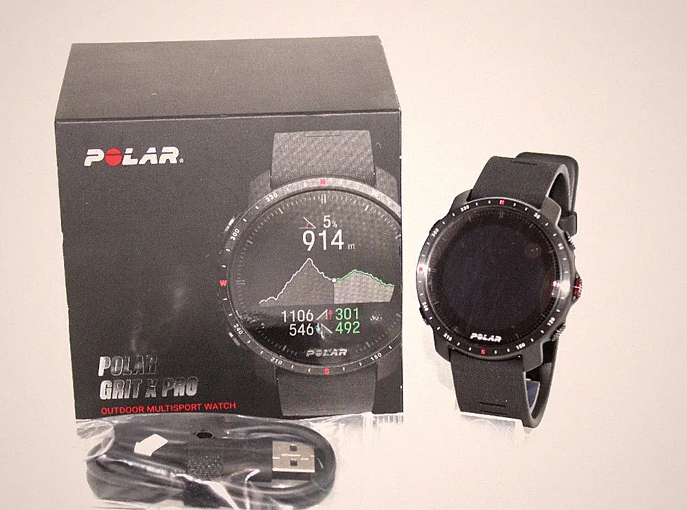 Polar Grit X PRO - Smartwatch - Bluetooth - Neuwertig - Schwarz - M-L