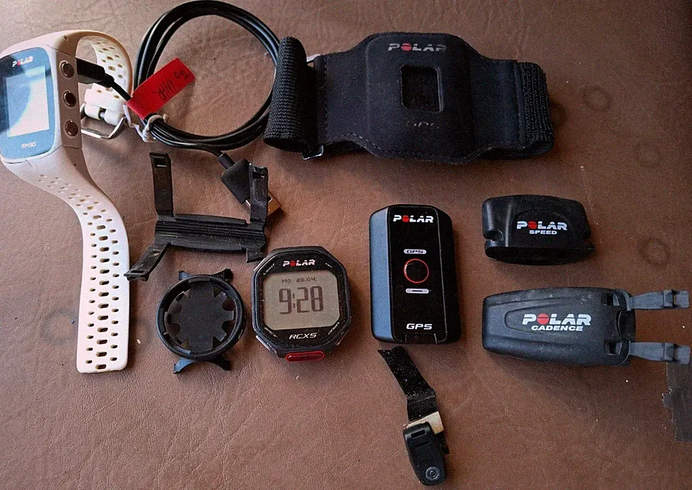 Polar RCX5 Multisport Smartwatch GPS G5, Cadence + Geschwindigkeitssensor + M430