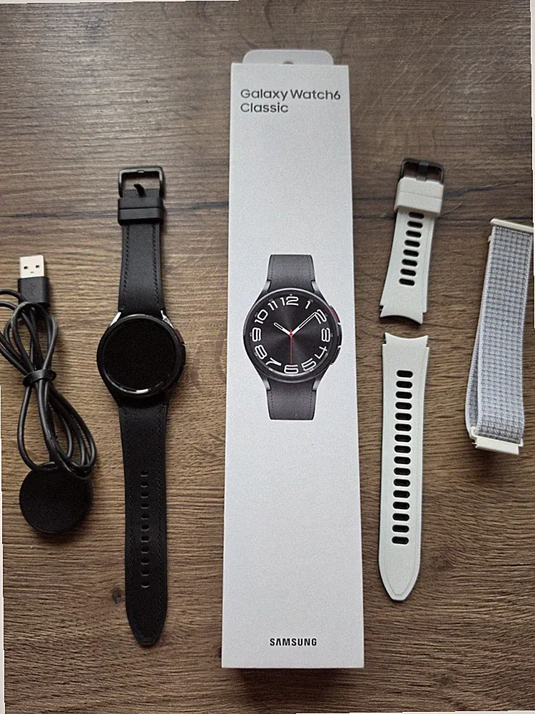 Samsung Galaxy Watch 6 Classic 43mm Smartwatch Schwarz