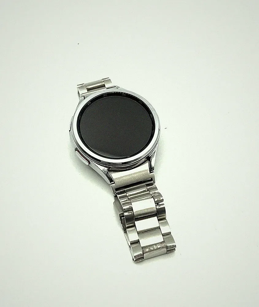 Samsung Galaxy Watch 6 Classic 47 mm SM-R960 Smartwatch ohne Armband Silber 42