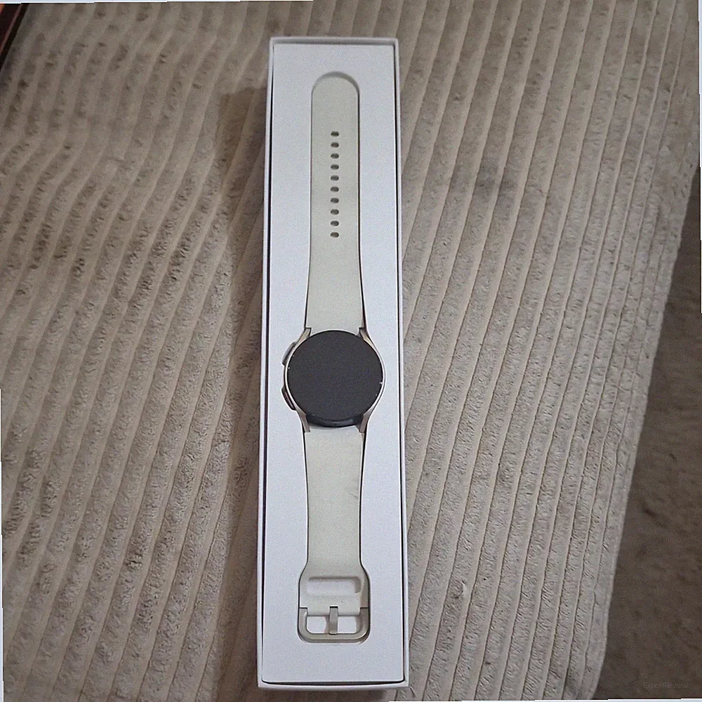 Samsung Galaxy Watch 6 SM-R935FZEADBT 40mm LTE Smartwatch Champagne Gold