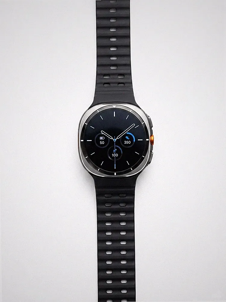 Samsung Galaxy Watch Ultra (2025) L705 47mm LTE Smartwatch titan silber WLAN NEU