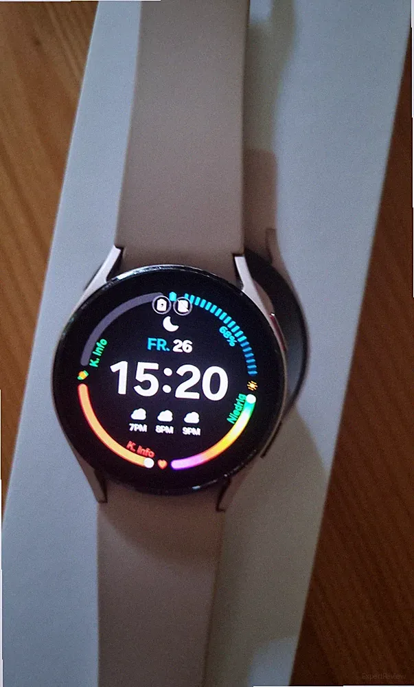 Samsung Galaxy Watch4 40 mm Smartwatch Rosa Silikonarmband Android