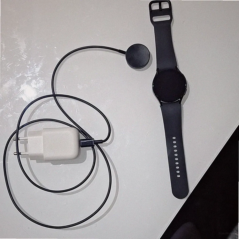 Samsung Galaxy Watch5 40mm Smartwatch Schwarz Silikonarmband Android kabellos