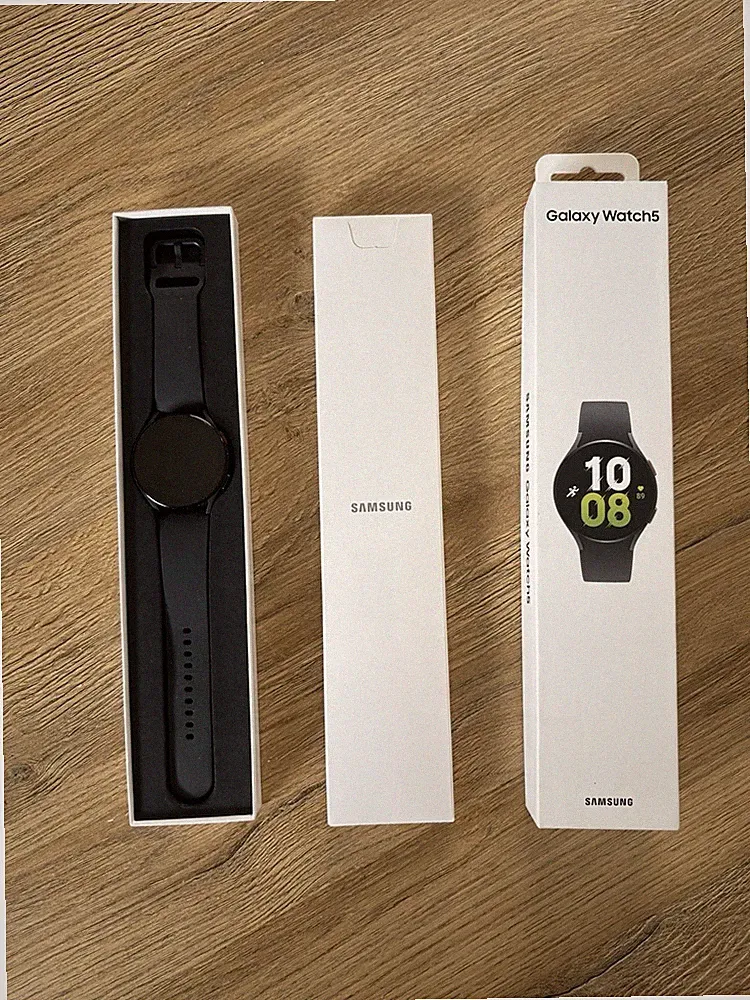 Samsung Galaxy Watch5 44 mm Schwarz Wear OS Smartwatch Android/iOS Kunststoff