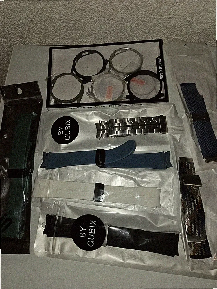 Samsung Galaxy Watch5 Pro Smartwatch - 1,4" OLED - 16GB - LTE & WiFi & BT - 45mm