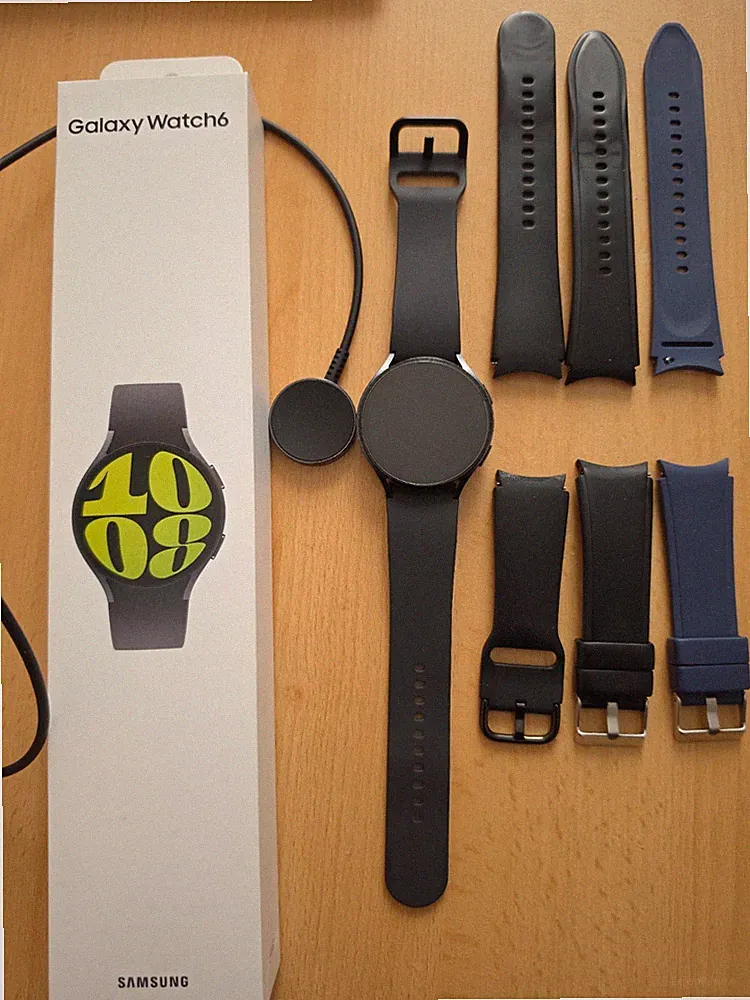 Samsung Galaxy Watch6 44mm GPS 16GB Wear OS Edelstahl Smartwatch Graphite