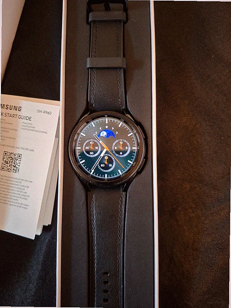 Samsung Galaxy Watch6 Classic Smartwatch Bluetooth, 47 mm, Schwarz
