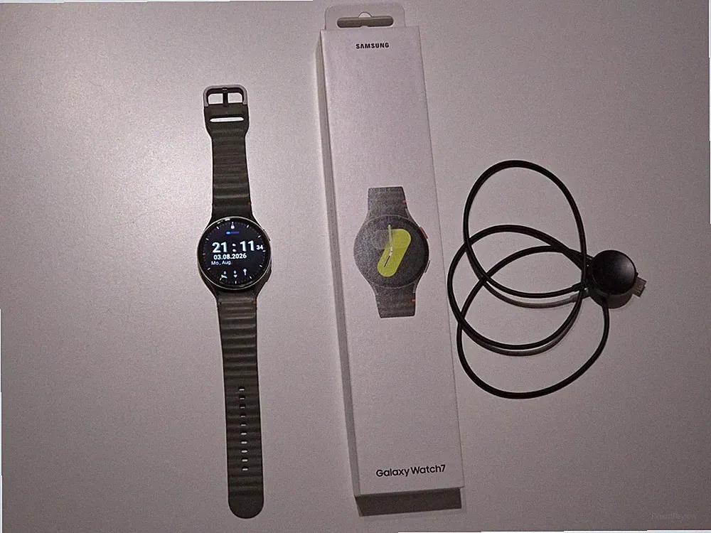 Samsung Galaxy Watch7 BT 44 mm Smartwatch Green Nitrilkautschuk Armband M/L