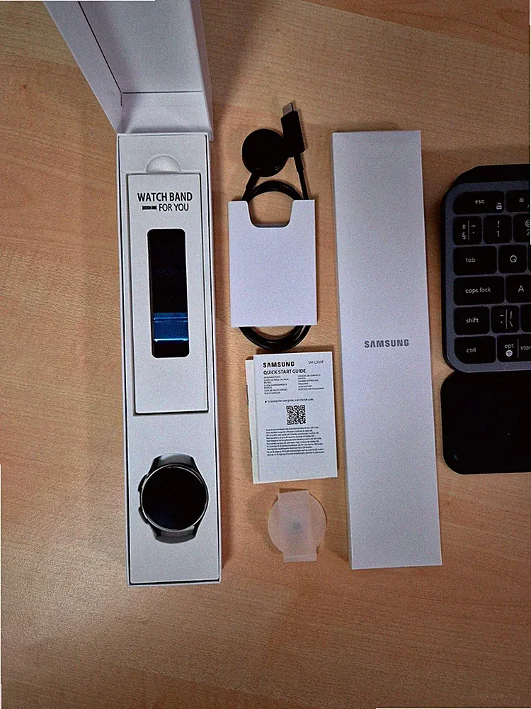 Samsung Galaxy Watch7 L305 40 mm Aluminium LTE grün mit schwarzem Nylon-Armband